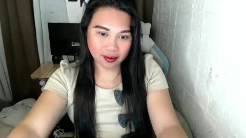 nylecummer online show from 12/25/24, 04:43