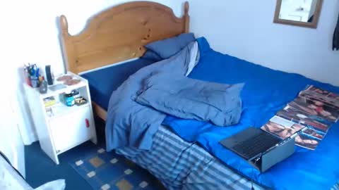 nylon natalie-tranny online show from 10/15/25, 09:31