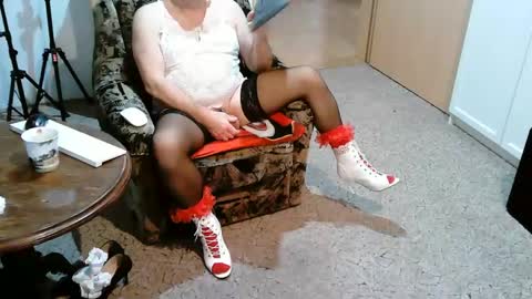 Strumpfhose online show from 01/11/25, 02:36