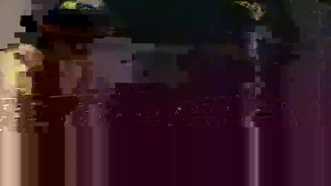 Snapshot of nylonloverll_1965 chatting on 03/13/26, 11:55 nylonloverll_1965 online show from 03/13/26, 11:55