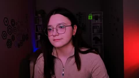 Mira online show from 05/03/26, 01:17