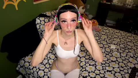 Nymphaea online show from 02/19/25, 12:03