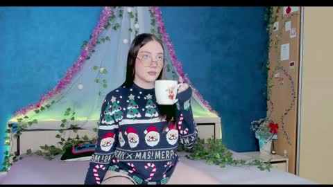 Snapshot of nymphalean chatting on 12/24/24, 08:38 Kat online show from 12/24/24, 08:38