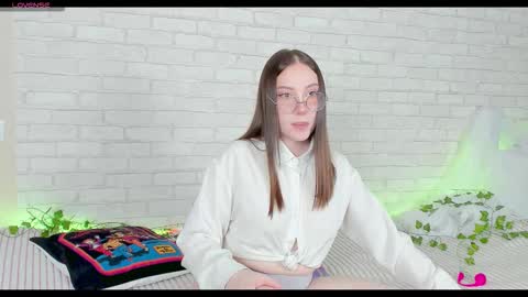 Kat online show from 02/02/26, 07:12