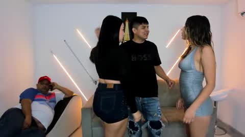 nympho_nathy_sophi online show from 03/10/26, 01:05