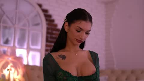 Nyssa online show from 04/19/26, 06:10