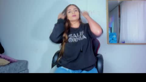 Laura nyu online show from 01/12/26, 09:53