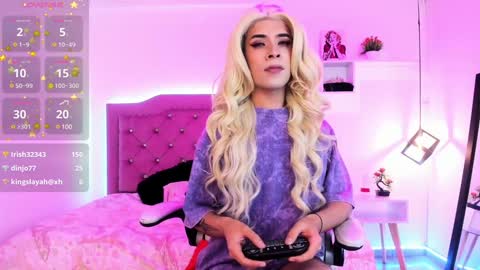 Snapshot of nyx__blackwood chatting on 01/24/25, 10:32 nyx__blackwood online show from 01/24/25, 10:32