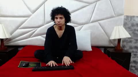 nyx_and_arian online show from 04/12/26, 02:05