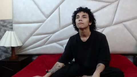 nyx_and_arian online show from 04/14/26, 02:06