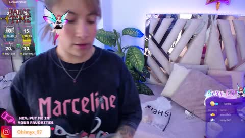 Alex   .    online show from 01/16/25, 03:34