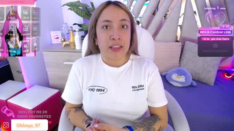 Alex   .    online show from 01/20/25, 08:29