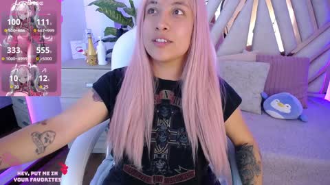 Alex   .    online show from 02/03/25, 08:24