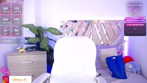 Alex   .    online show from 03/07/25, 03:40