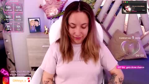 Alex   .    online show from 09/27/25, 09:20