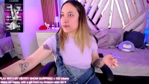 Alex   .    online show from 02/20/26, 02:19