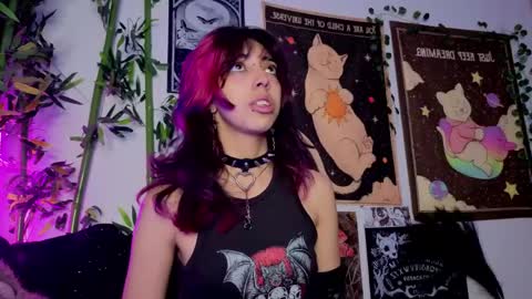   online show from 04/21/26, 01:42