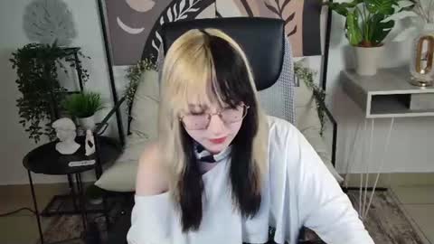 Snapshot of nyxcalderra chatting on 07/21/26, 10:50 Nyx online show from 07/21/26, 10:50