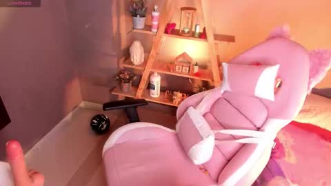 Nyx online show from 11/11/25, 09:04