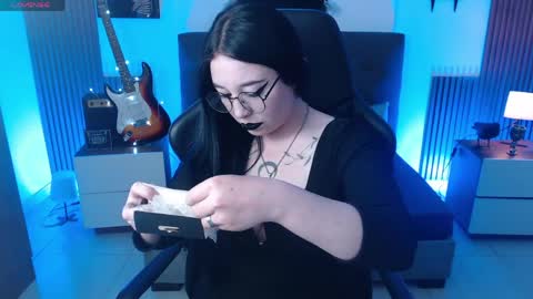 Snapshot of nyxnocturne chatting on 04/07/26, 12:05 Nyx online show from 04/07/26, 12:05