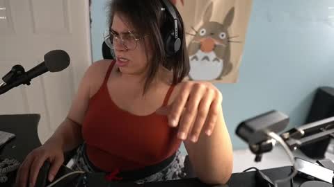 NyxRaven online show from 02/26/25, 06:15