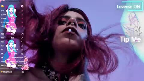 Snapshot of nyxx_bierke chatting on 10/10/25, 10:20 Nyxx online show from 10/10/25, 10:20