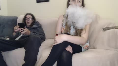 Snapshot of nzplaytime chatting on 12/16/24, 01:53 Stef Derek online show from 12/16/24, 01:53