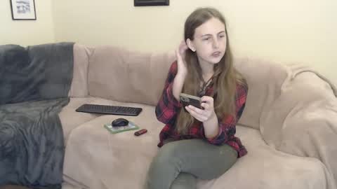 Snapshot of nzplaytime chatting on 01/15/25, 12:19 Stef Derek online show from 01/15/25, 12:19