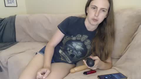 Snapshot of nzplaytime chatting on 01/25/25, 02:26 Stef Derek online show from 01/25/25, 02:26