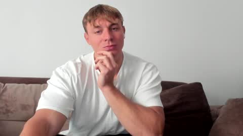 Snapshot of o_r_b_i_t chatting on 01/17/25, 01:56 o_r_b_i_t online show from 01/17/25, 01:56