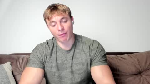 Snapshot of o_r_b_i_t chatting on 02/06/25, 04:14 o_r_b_i_t online show from 02/06/25, 04:14