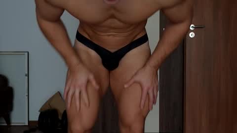 Snapshot of o_r_b_i_t chatting on 12/21/25, 11:28 o_r_b_i_t online show from 12/21/25, 11:28