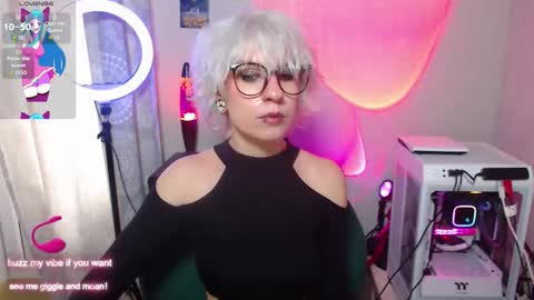 Moonlight online show from 10/06/25, 08:34