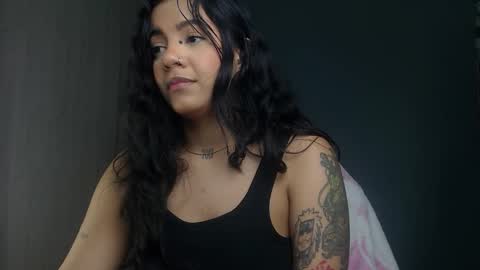 Snapshot of obeyval chatting on 10/05/25, 12:42 Vale online show from 10/05/25, 12:42