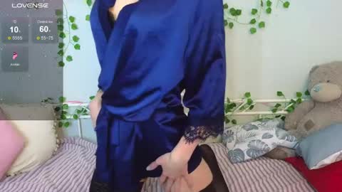 RevivMoons online show from 04/15/26, 12:28