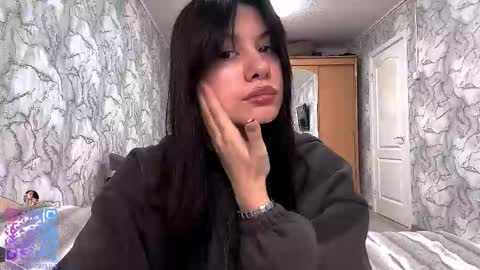 Amelia online show from 11/07/25, 06:57