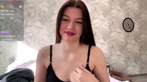 Snapshot of obsidian_glow chatting on 03/07/26, 04:31 Amelia online show from 03/07/26, 04:31