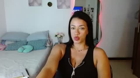 obsidian_love1 online show from 06/22/26, 03:25
