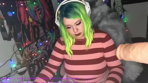 occvlt qveen online show from 01/11/25, 05:41