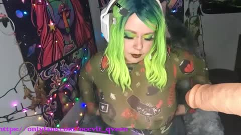 occvlt qveen online show from 02/05/25, 01:04