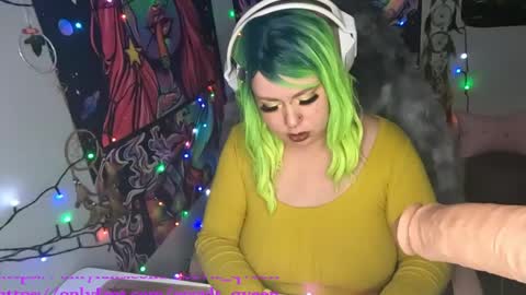 occvlt qveen online show from 03/02/25, 12:42