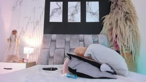  Irina  online show from 01/10/25, 05:47