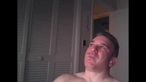 Snapshot of oceanmanx chatting on 12/21/24, 05:47 Ocean online show from 12/21/24, 05:47