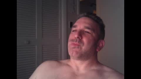 Snapshot of oceanmanx chatting on 12/23/24, 05:28 Ocean online show from 12/23/24, 05:28