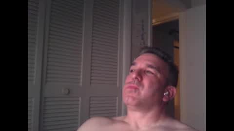 Snapshot of oceanmanx chatting on 12/27/24, 05:42 Ocean online show from 12/27/24, 05:42