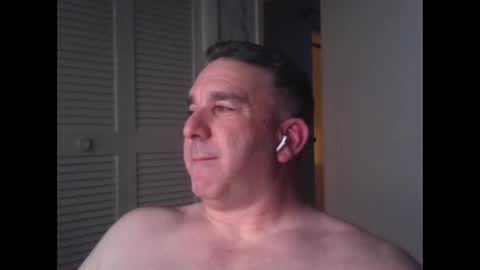 Snapshot of oceanmanx chatting on 01/09/25, 03:47 Ocean online show from 01/09/25, 03:47