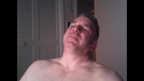 Snapshot of oceanmanx chatting on 01/10/25, 03:18 Ocean online show from 01/10/25, 03:18