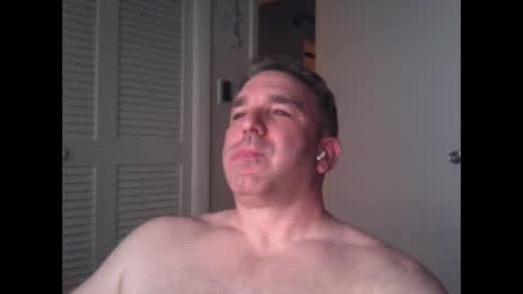 Snapshot of oceanmanx chatting on 01/16/25, 02:41 Ocean online show from 01/16/25, 02:41