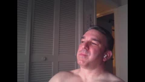 Snapshot of oceanmanx chatting on 02/07/25, 05:20 Ocean online show from 02/07/25, 05:20