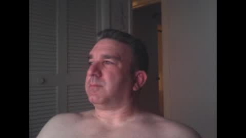 Snapshot of oceanmanx chatting on 02/24/25, 04:27 Ocean online show from 02/24/25, 04:27